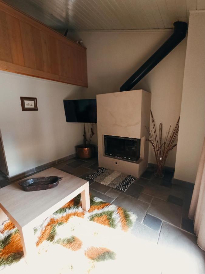 Guesthouse Vasiliki Steni Dhirfios Exterior photo